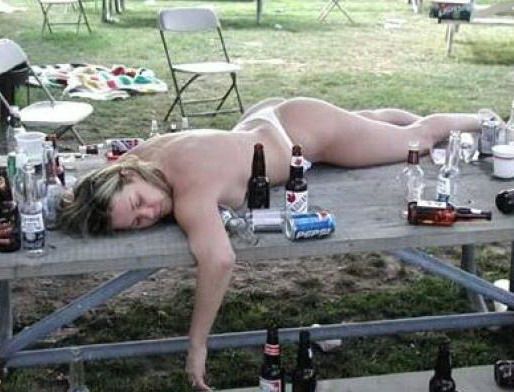 Top 10 motive sa NU te imbeti cu.... prietenii! Galerie foto!