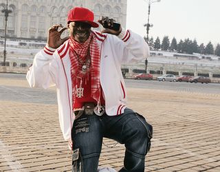 Sa votam: seamana Ousmane N Doye cu 50 cent?