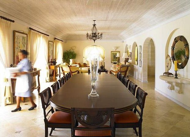 Cine nu ar vrea asa un sot? Fotbalistul Wayne Rooney i-a facut cadou sotiei o casa in Barbados! FOTO!
