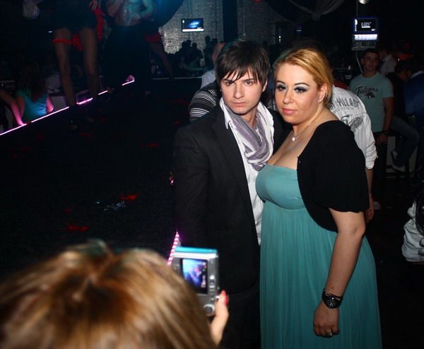 Oana Roman, sarbatorita in club de vedetele din modelling si de fostul iubit FOTO!