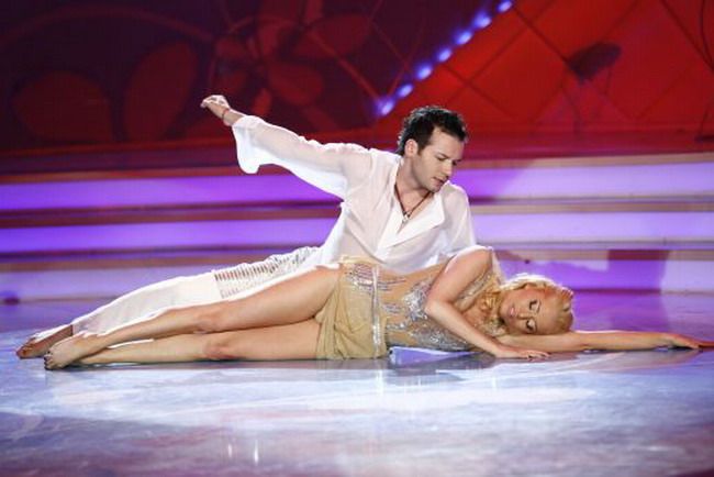 Laura Cosoi si Bogdan Boanta, condamnati la duel cu perechea din Columbia!