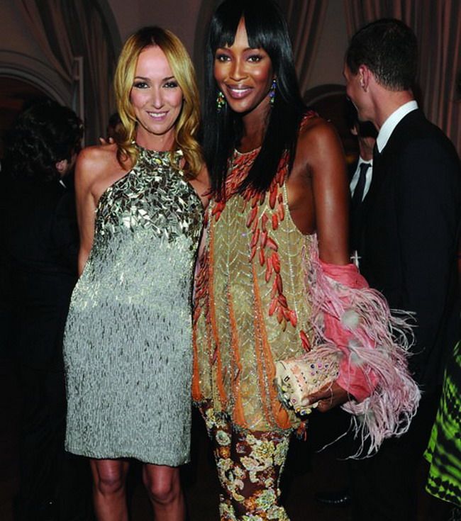 Uite cum a defilat Naomi Campbell la Cannes! FOTO!