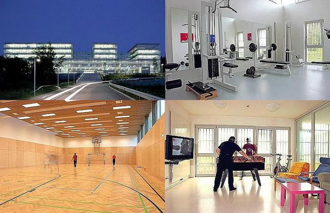Ghici ciuperca ce-i! Resedinta de lux sau institutie a statului? FOTO