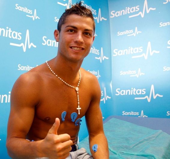 Incepe Campionatul Mondial! Sa ne bucuram de... fotbalisti ;) VIDEO