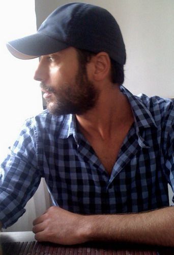 Va place mai mult noul look rebel al lui Radu Valcan? GALERIE FOTO!