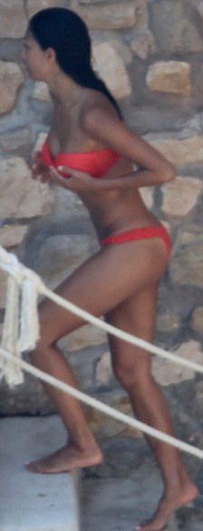 Nicole Scherzinger &ndash; in tandreturi cu Hamilton, la plaja FOTO!