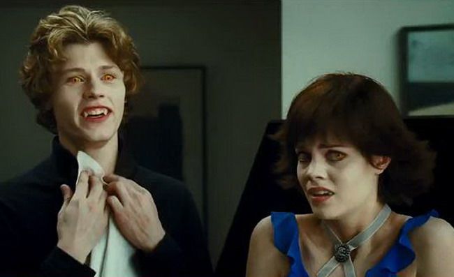 Eroii din Twilight, luati peste picior! Vezi trailerul de la &ldquo;Vampires Suck&rdquo;, o parodie dupa Saga Amurg!