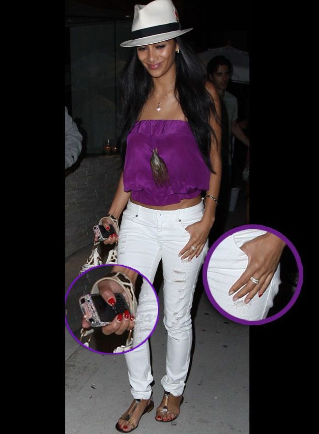Nicole Scherzinger isi face manichiura doar la mana dreapta FOTO!
