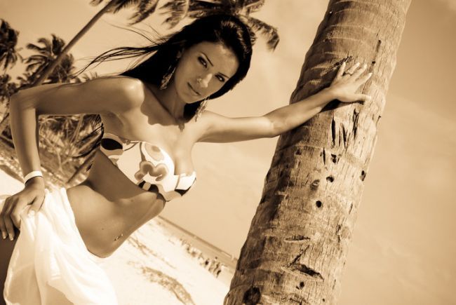 Adelina Pestritu : Am mancat numai caracatite, raci si fructe de mare in vacanta