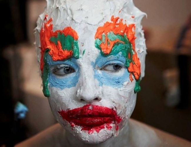13 machiaje trasnite. GALERIE FOTO