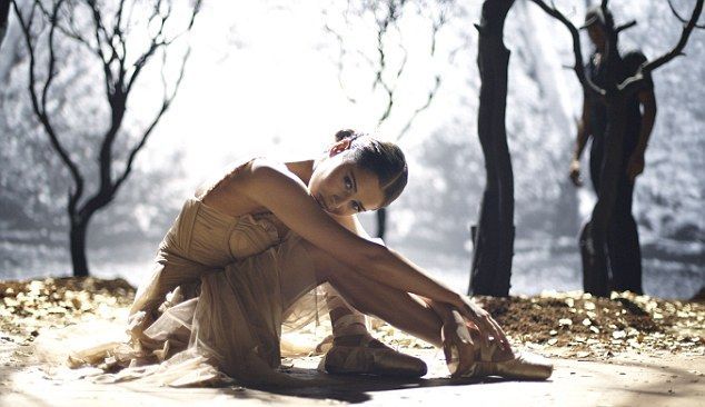 Cheryl Cole - balerina in noul videoclip. Asculta acum ultima sa piesa, Promise This