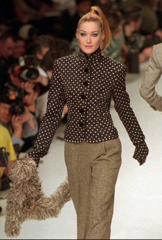 Carla Bruni - super galerie foto de cand era model