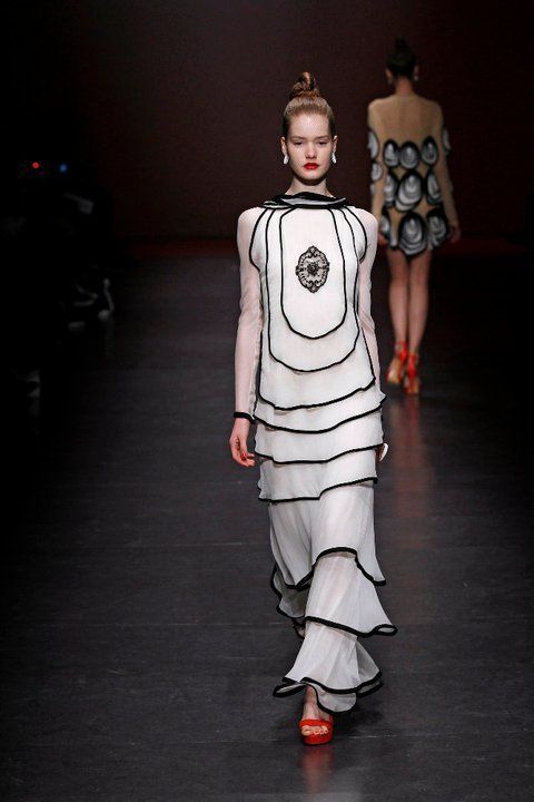Lady Gaga, in rochie Ingrid Vlasov FOTO
