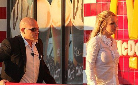 Britney, neingrijita ca intotdeauna! E insarcinata sau s-a ingrasat iar?