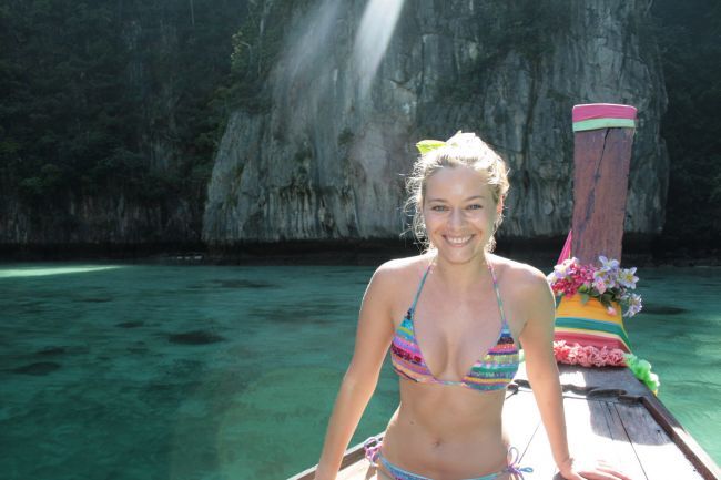 Vacanta de vis: Laura Cosoi si Smiley au facut safari in jungla GALERIE FOTO