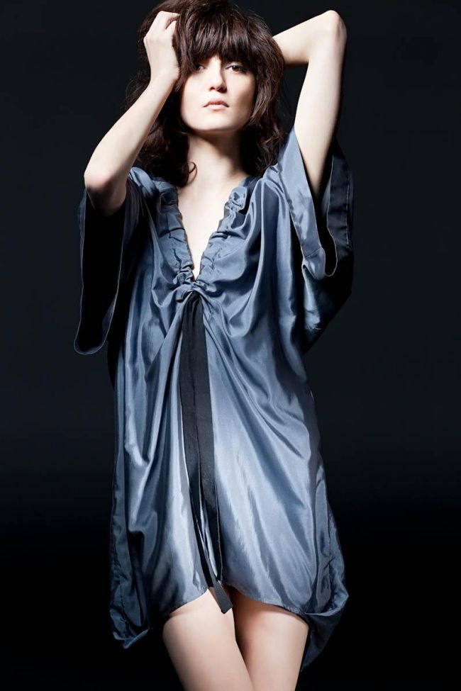 Irina Lazareanu - imaginea colectiei de primavara - vara Icone Simons