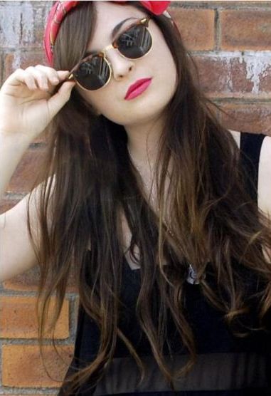 Ochelari de soare vintage: modele de designer, la maximum 55 de lire, vandute online de fashioniste