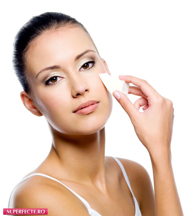Beauty alert! Fondul de ten Joviale, cu acoperire impecabila si efect satinat al pielii