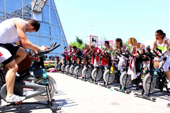 Disco cycling maraton in aer liber