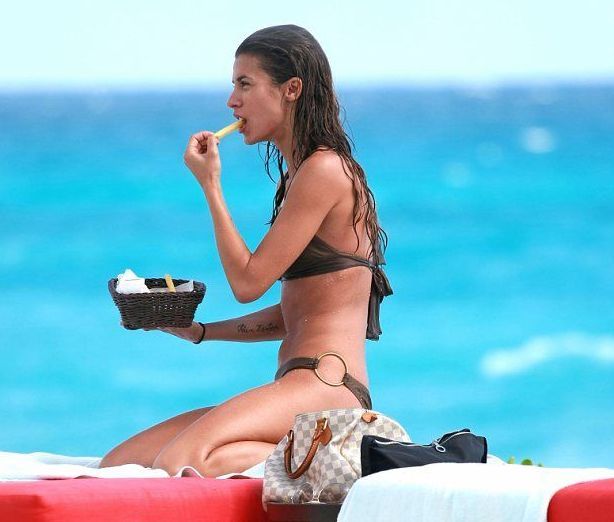 Sezonul de plaja a inceput: vedetele isi arata corpurile perfecte GALERIE FOTO