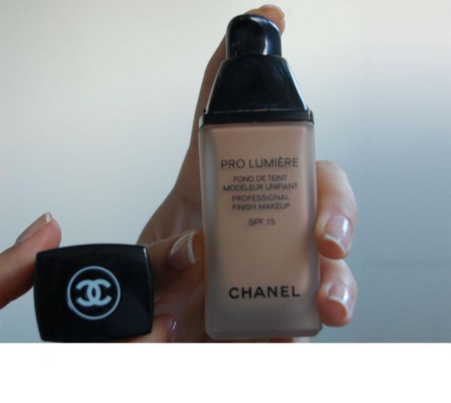AM INCERCAT: Fondul de ten Chanel - Pro Lumiere