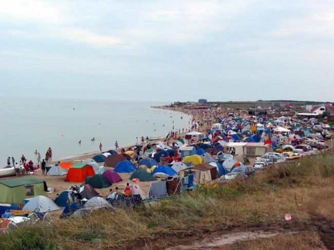 Mamaia vs. Vama Veche! Tu in care tabara esti?