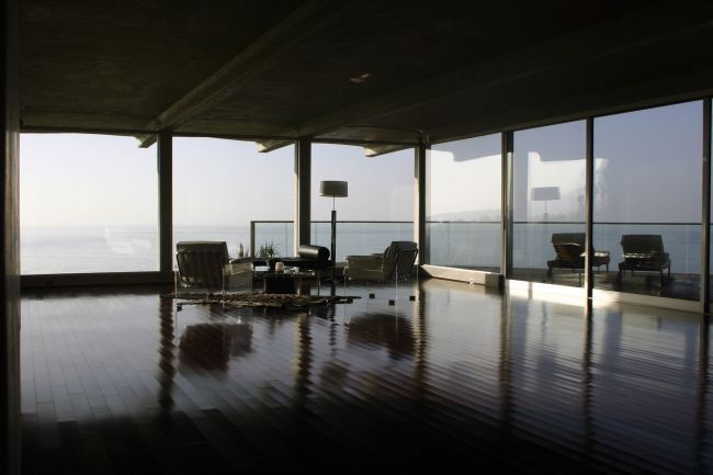 Angelina si Brad Pitt isi vand casa de lux din Malibu! SUPER GALERIE FOTO