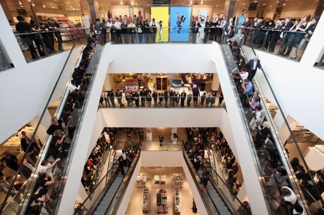 Londra, paradisul shoppingului! Tocmai a inaugurat cel mai mare mall din Europa!