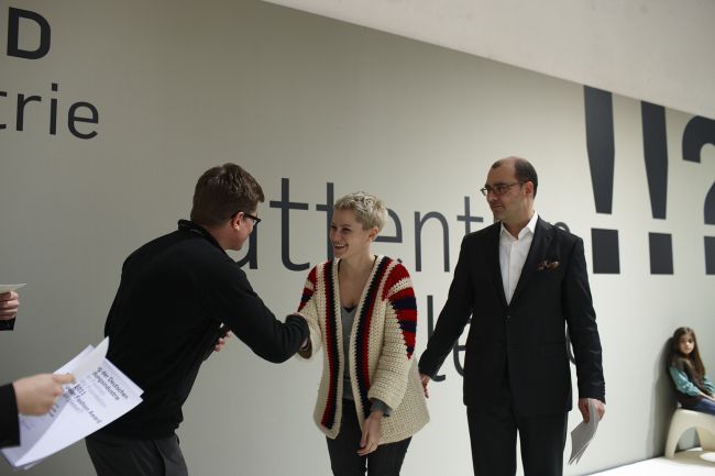 Femei in CTRL: Ioana Ciolacu Miron in topul designerilor din Europa. A cucerit European Fashion Award 2011 cu o colectie de haine origami