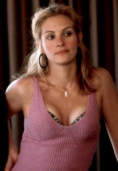 Va aduceti aminte de Erin Brockovich? Catherine Zeta-Jones e varianta ei din 2012