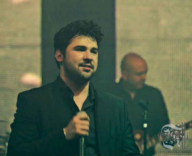 Dragos Chircu de la Vocea Romaniei isi lanseaza sambata prima melodie. Asculta in premiera un demo!