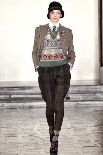 Ralph Lauren propune combinatia negru-auriu pentru toamna-iarna 2012