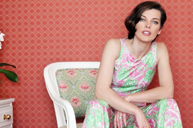La 36 de ani, Milla Jovovich este una dintre cele mai frumoase femei din lume. Vezi care sunt secretele tenului si siluetei ei impecabile