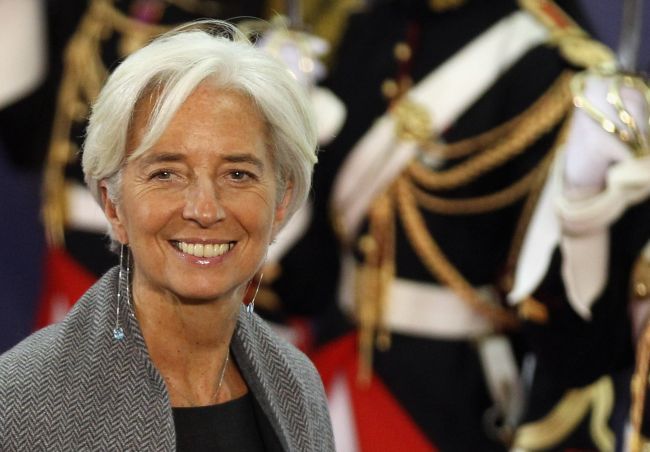 Se imbraca de la Chanel si face speed-dating cu liderii mondiali! Christine Lagarde, femeia care conduce finantele lumii