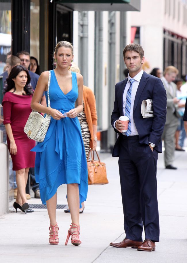 De la tocuri inalte la pantofi comozi de panza. Blake Lively renunta la pantofii cu toc cum prinde ocazia