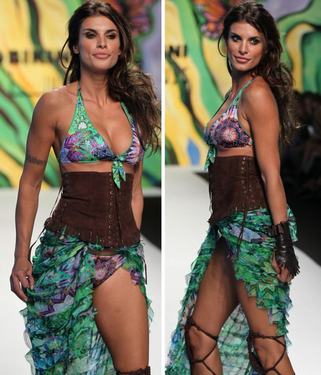Elisabetta Canalis a defilat pentru Miss Bikini Luxe la Saptamana Modei de la Milano. Vezi cat de sexy a aratat fosta iubita a lui George Clooney