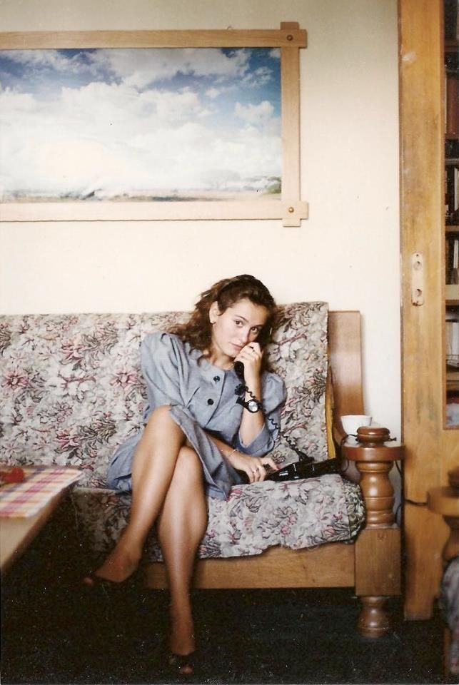 O cunosti doar cu look-ul din prezent. Vezi cum arata Andreea Esca la inceputul anilor 90