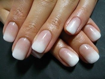 Unghii cu gel: avantaje si dezavantaje