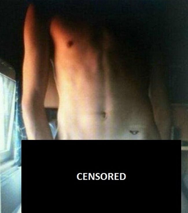 Imaginea pe care Justin Bieber voia sa o tina ascunsa de fani. Vezi ce fotografie jenanta din intimitatea lui a ajuns pe net