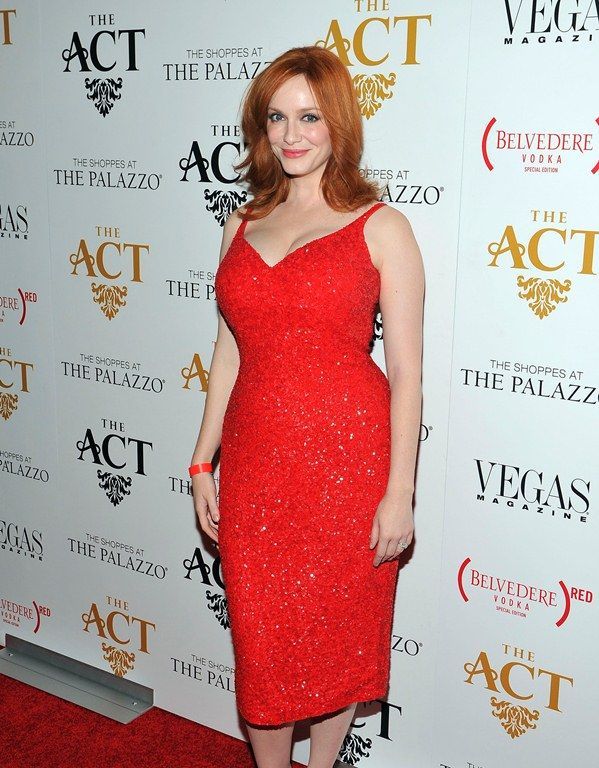 Christina Hendricks a atras toate privirile la un eveniment monden. Cu ce tinuta a fost actrita in prim plan