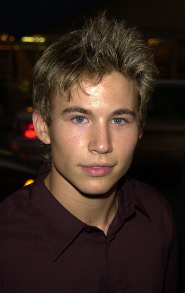 Mai tii minte serialul Home improvement ? Uite cat de tare s-au schimbat sotia si copiii lui Tim Taylor