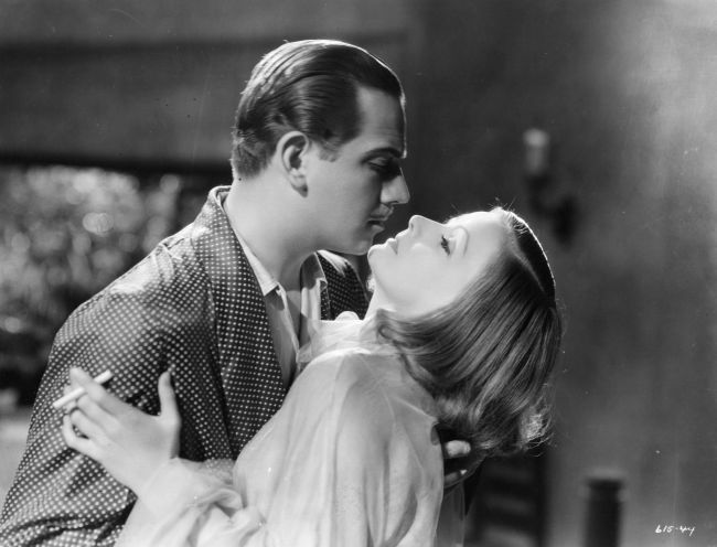 Greta Garbo, prima diva de la Hollywood. S-a luptat toata viata cu melancolia si depresia, ascunzandu-si sexualitatea