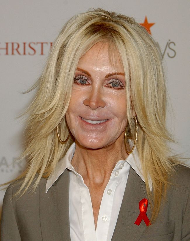 In Dallas era fantezia barbatilor, acum arata ca varianta feminina a lui Michael Jackson. Transformarea uluitoare a unei indragite actrite