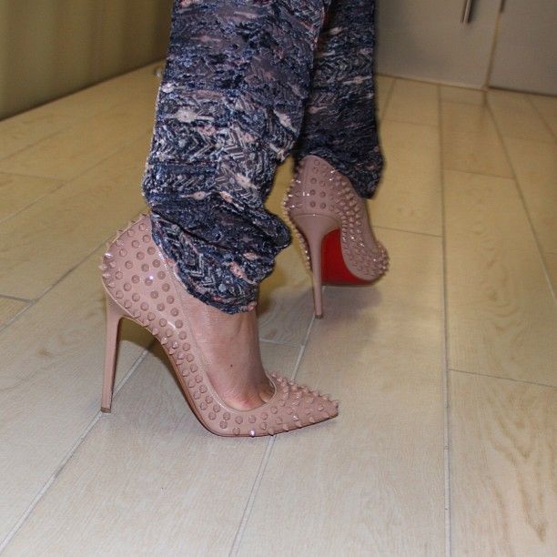 Beyonce vrea sa isi reia statutul de fashion icon. Se mandreste cu noile achizitii pe Twitter