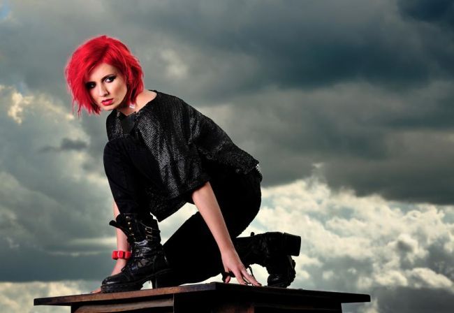 Iti mai amintesti de trupa Blaxy Girls? Vezi cat de sexy este acum Ruxi, copila rebela a trupei
