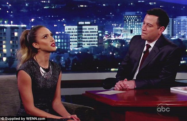 Jessica Alba a fost dusa de urgenta la spital, fiind banuita de atac cerebral
