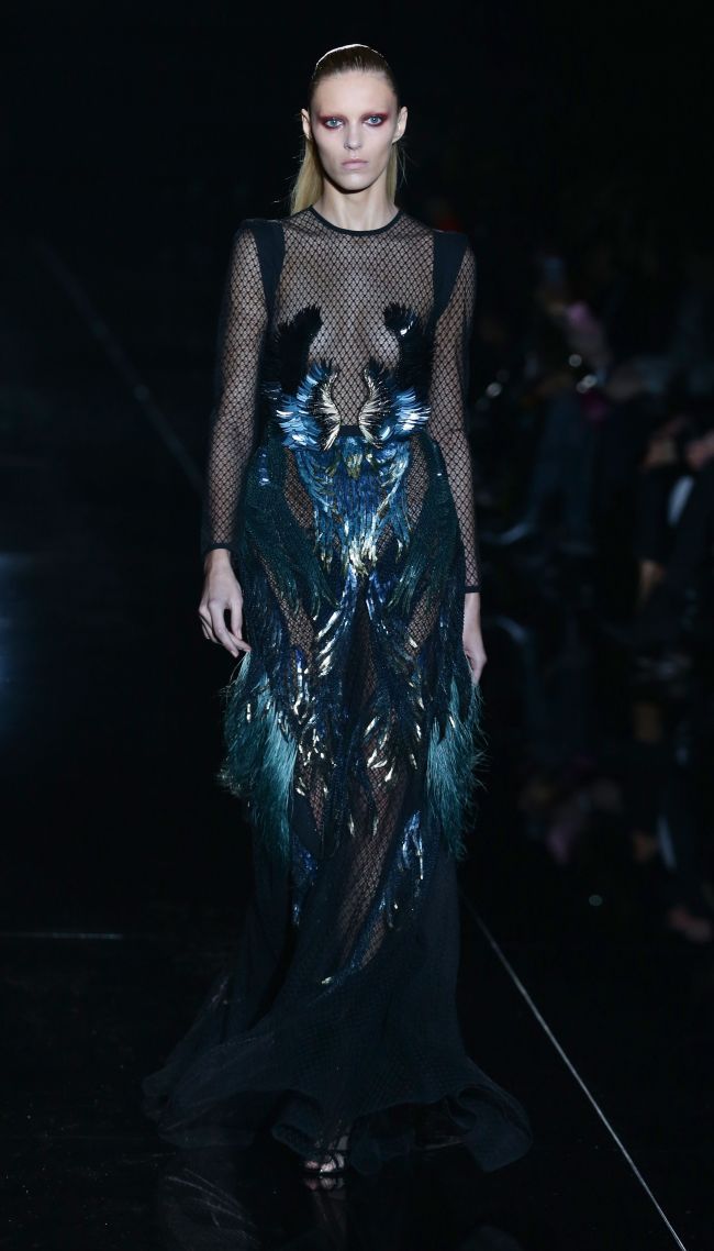 Milan Fashion Week: Gucci, toamna-iarna 2013/2014: o colectie fetis, pentru femeile fatale