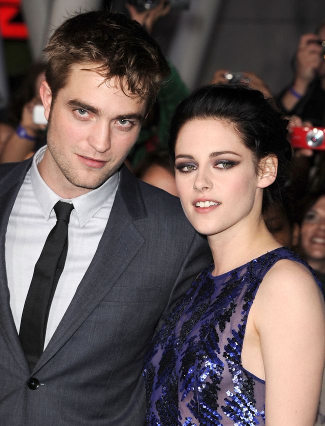 Marea intalnire pe care au asteptat-o fanii! Kristen Stewart si Robert Pattinson, din nou impreuna dupa 64 de zile. Cum au reactionat cand s-au vazut