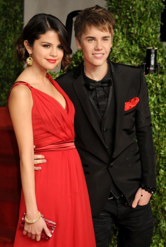 Dovada suprema ca Justin Bieber si Selena Gomez s-au impacat a aparut pe internet si a fost stearsa imediat. Vezi fotografia buclucasa