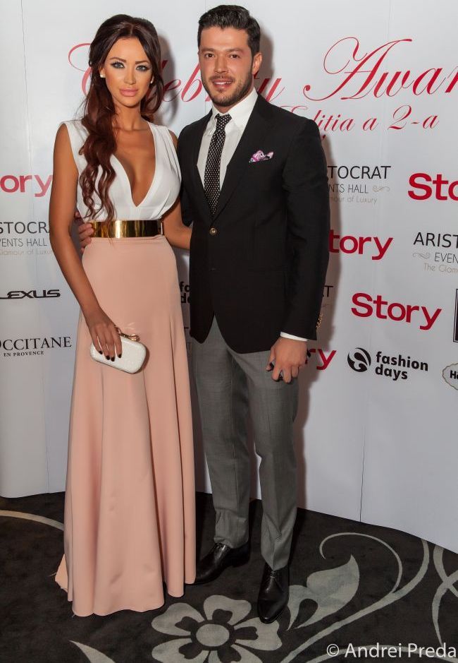 Bianca Dragusanu, aparitie rafinata, dar foarte sexy la Celebrity Awards